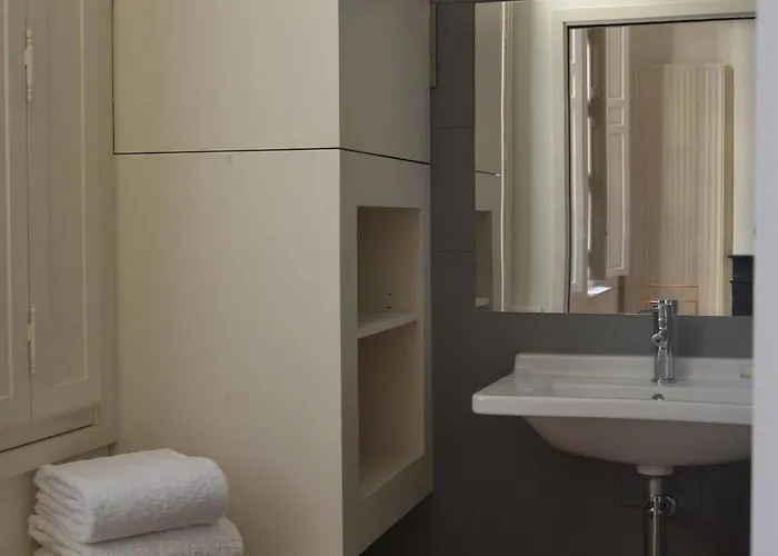 Burdigala Homes - Rue Ausone Apartment Bordeaux